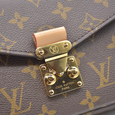$3300 RFID Louis Vuitton Monogram Pochette Métis East West