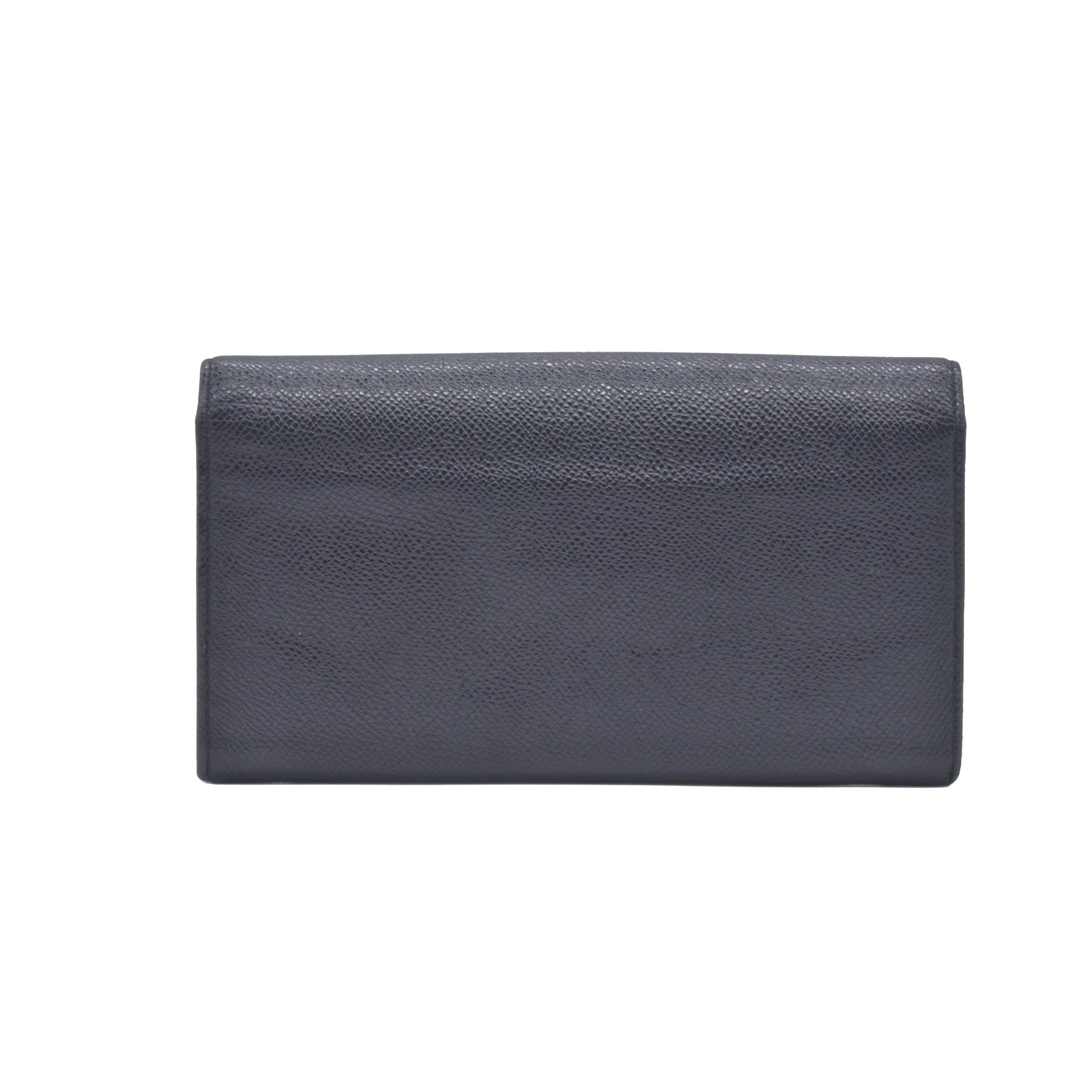 $790 BVLGARI Leather Bifold Long Wallet Black CONSIGNMENT 10021048