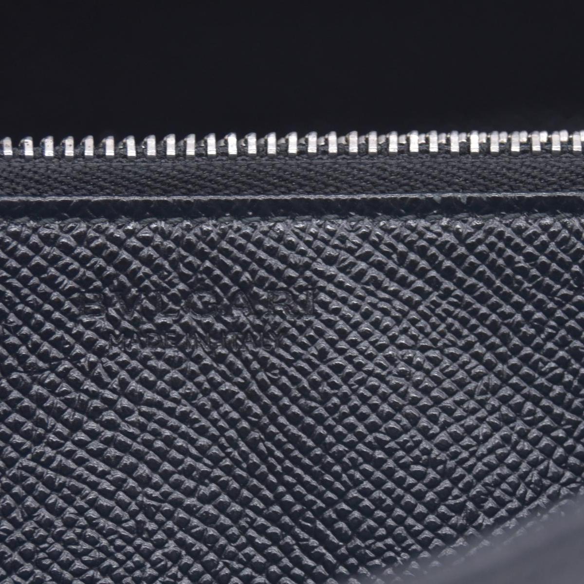 $790 BVLGARI Leather Bifold Long Wallet Black CONSIGNMENT 10021048