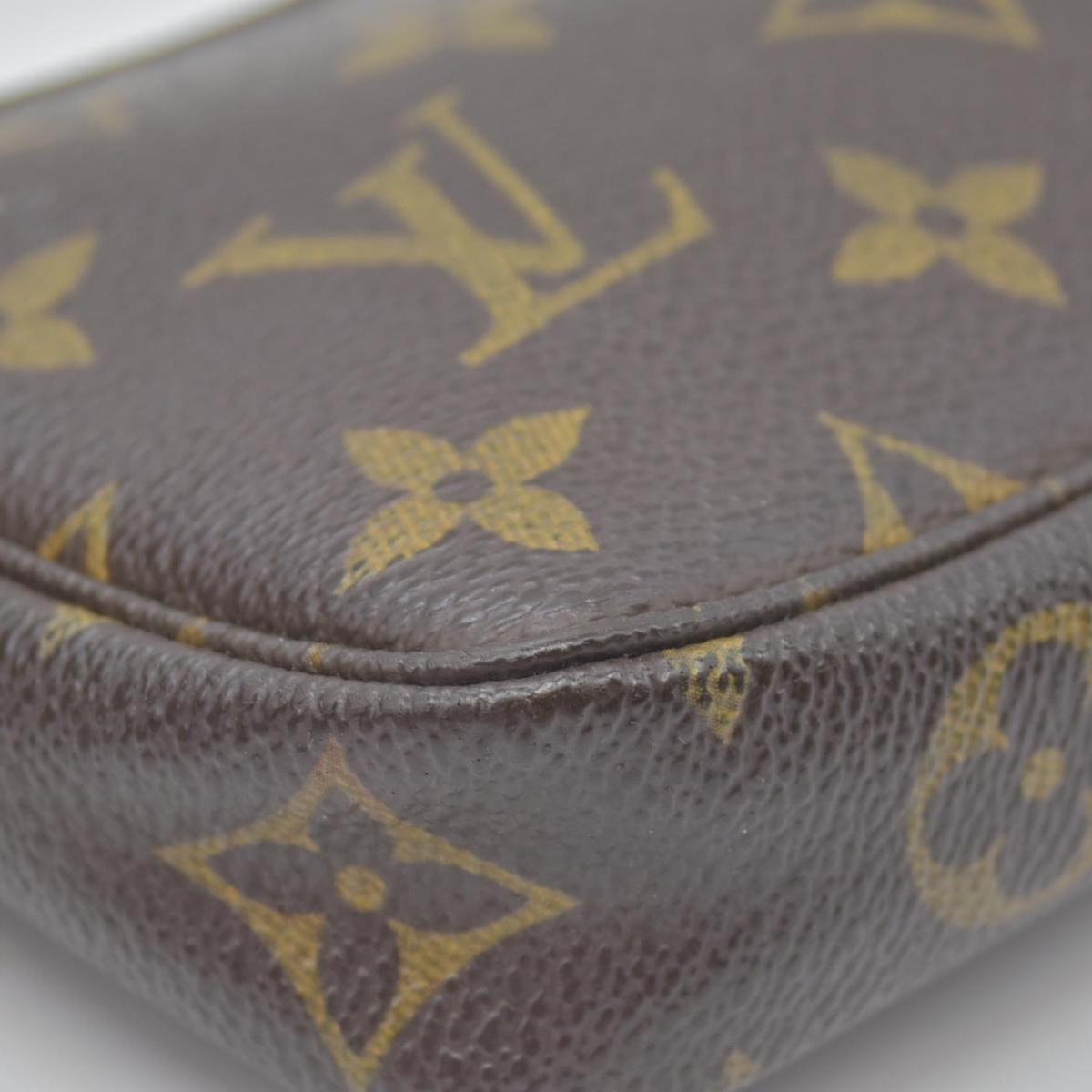 $890 2007 Louis Vuitton Monogram Mini Pochette Accessories Pouch DU4027
