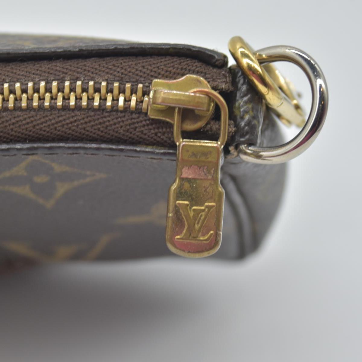 $890 2007 Louis Vuitton Monogram Mini Pochette Accessories Pouch DU4027