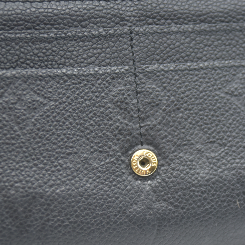 $950 Louis Vuitton  Empreinte Sarah Wallet NM Black 2017 CA1167