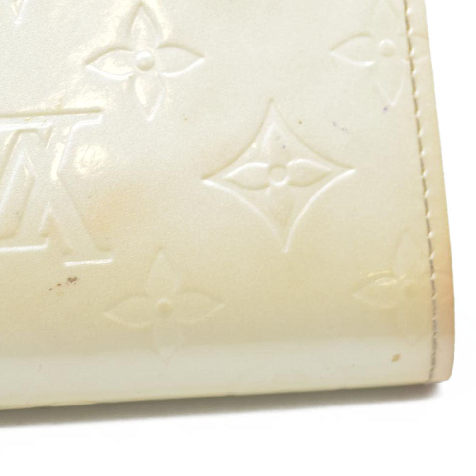 $935 Louis Vuitton 2005 Monogram Vernis French Purse