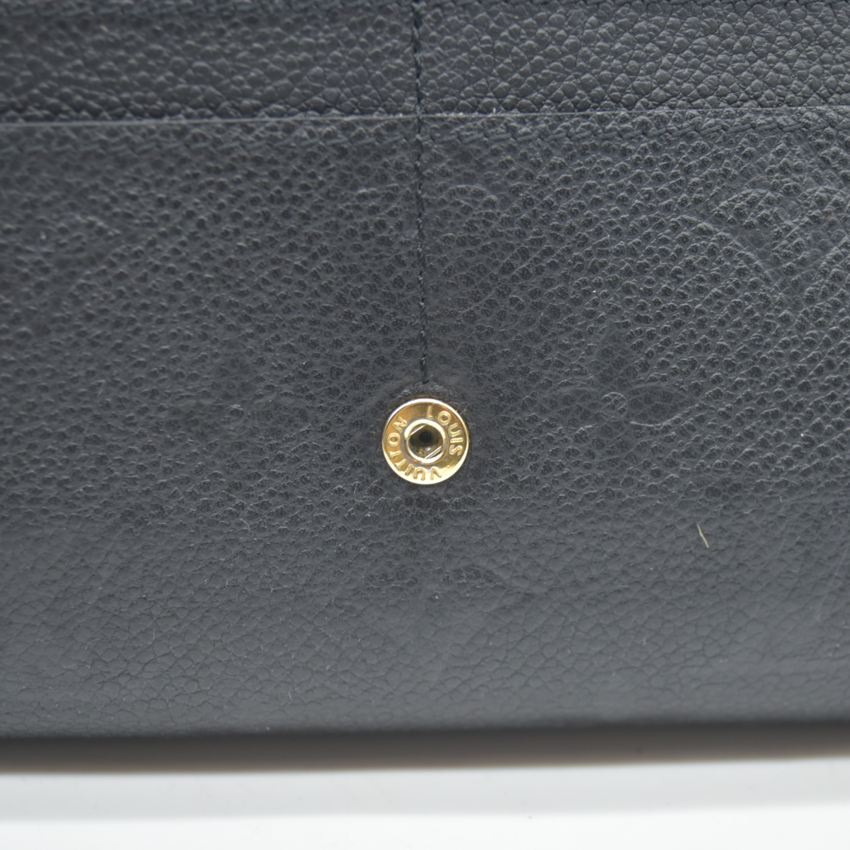 $950 Louis Vuitton  Empreinte Sarah Wallet NM Black 2017 CA1167