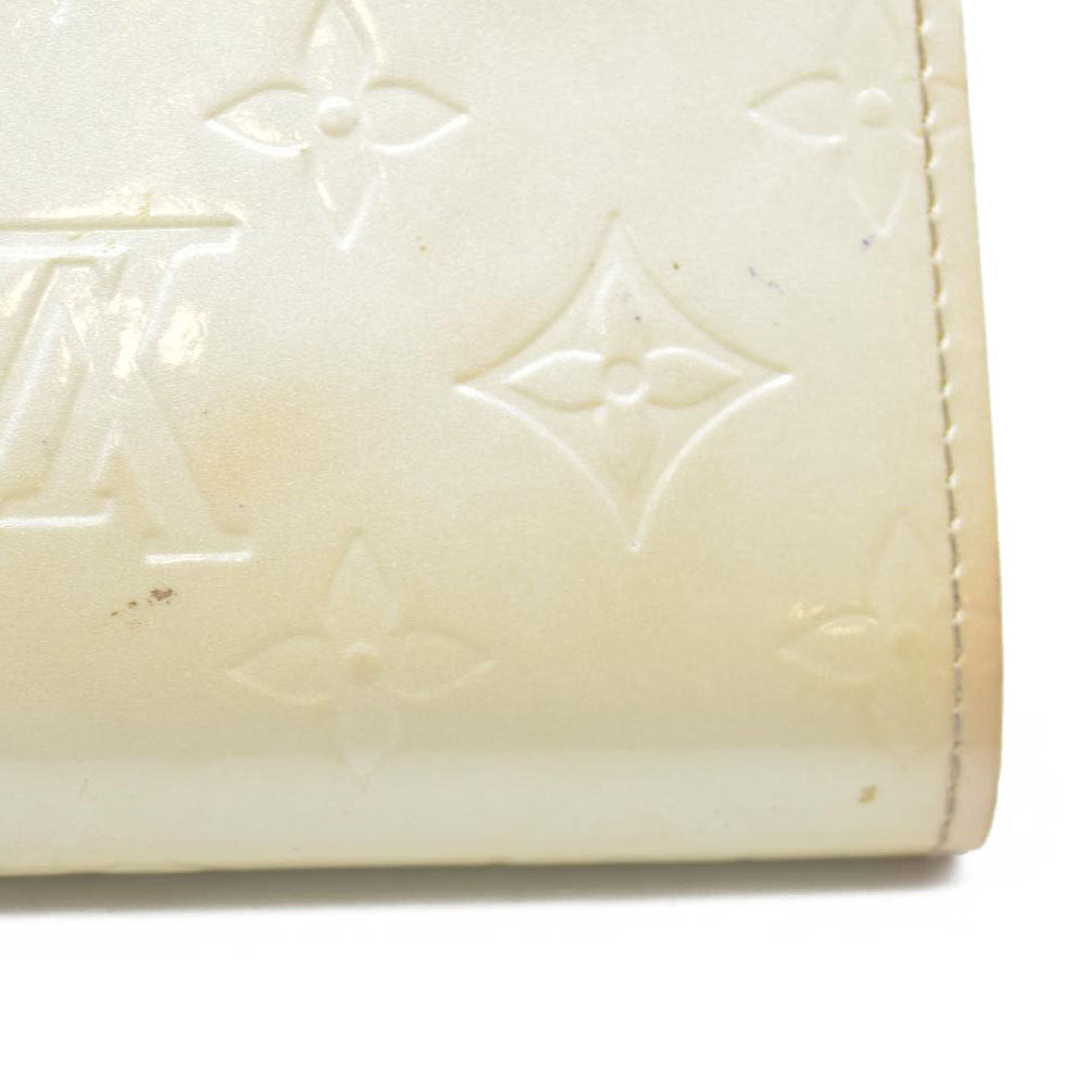 $935 Louis Vuitton 2005 Monogram Vernis French Purse