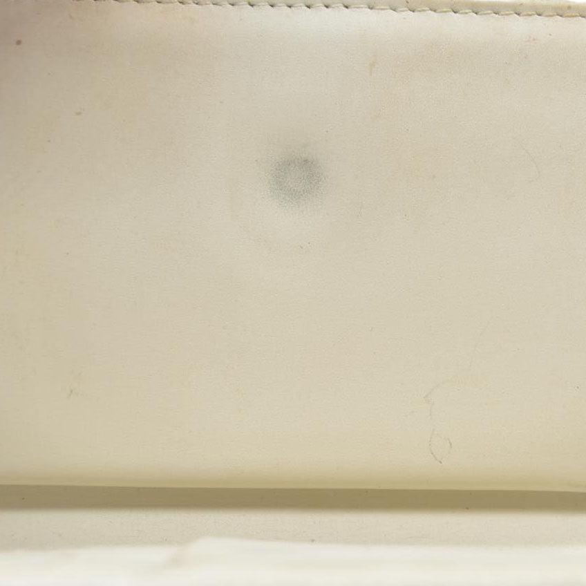 $935 Louis Vuitton 2005 Monogram Vernis French Purse