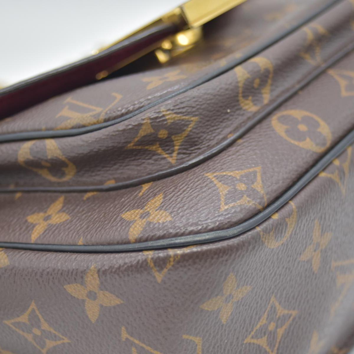 $2570 Louis Vuitton Monogram Passy 10020323
