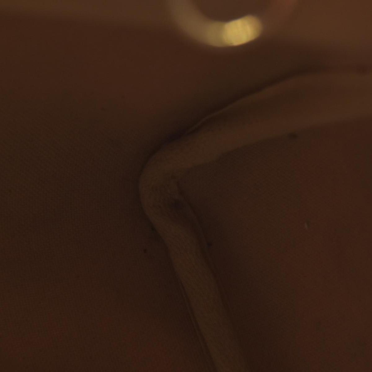 $1490 Louis Vuitton Damier Azur Speedy 25 MB0151