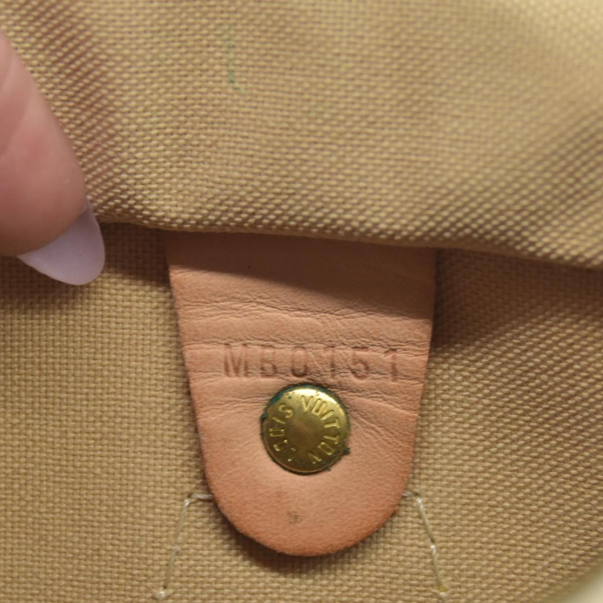 $1490 Louis Vuitton Damier Azur Speedy 25 MB0151