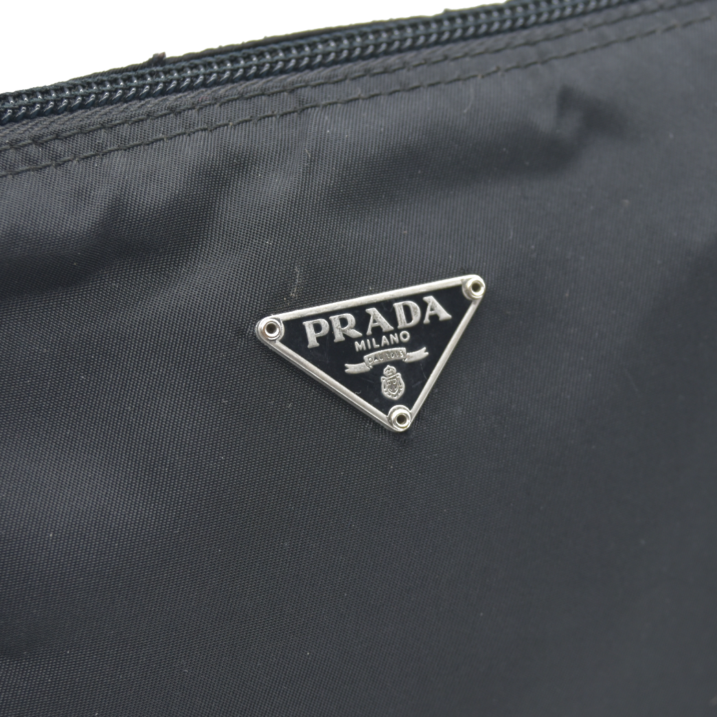 $825 Prada Black Tessuto Nylon Medium Pouch Clutch Bag CONSIGNMENT