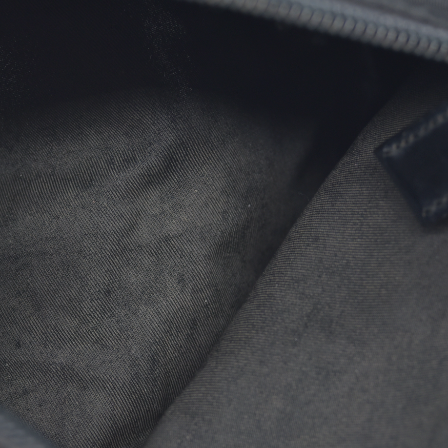 $825 Prada Black Tessuto Nylon Medium Pouch Clutch Bag CONSIGNMENT