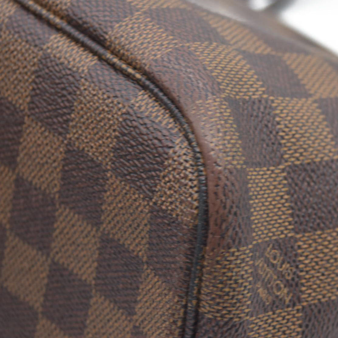 $2100 Louis Vuitton Damier Ebene Neverfull PM