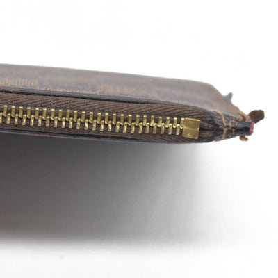 $2100 Louis Vuitton Damier Ebene Neverfull PM Pochette