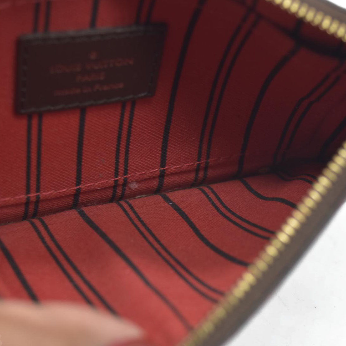 $2100 Louis Vuitton Damier Ebene Neverfull PM Pochette