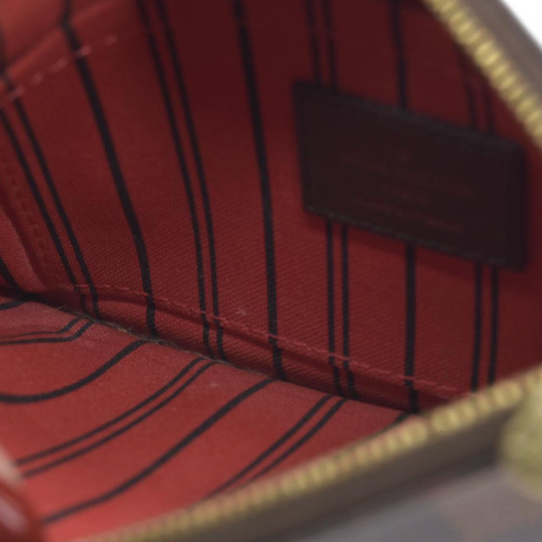 $2100 Louis Vuitton Damier Ebene Neverfull PM Pochette