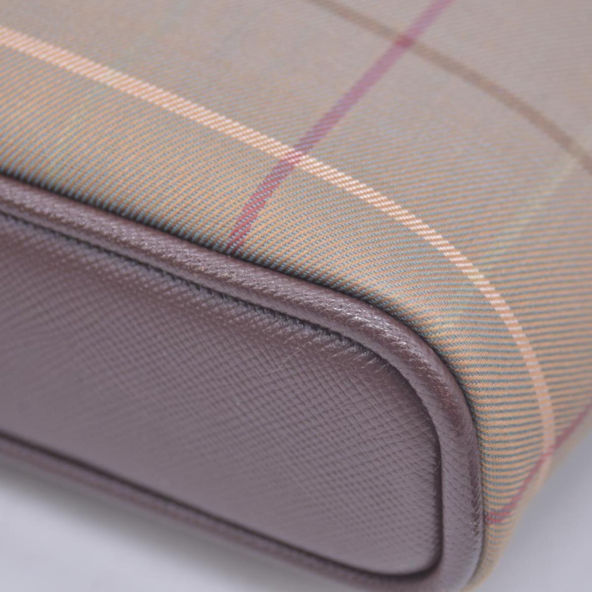 Burberry Canvas Clutch CONSIGNMENT 10021044