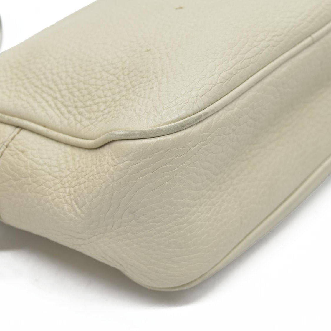 $1490 Gucci Interlocking G Soho Disco Small