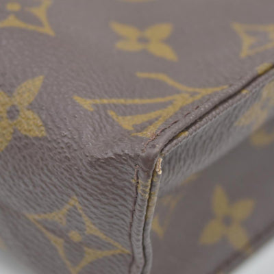 $740 Louis Vuitton Monogram Toiletry Pouch 19 CONSIGNMENT