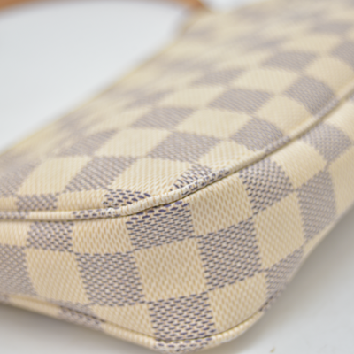 $1220 2020 Louis Vuitton Damier Azur Pochette Accessories NM MB4250