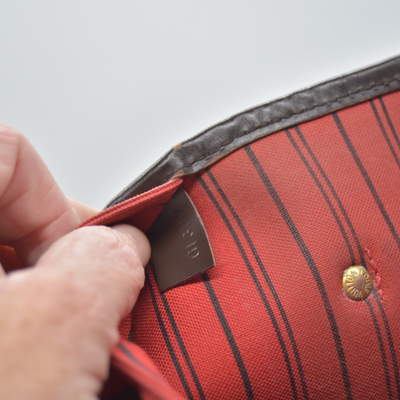 $2240 2017 Louis Vuitton Damier Ebene Neverfull MM Cherry Red Interior GI3167