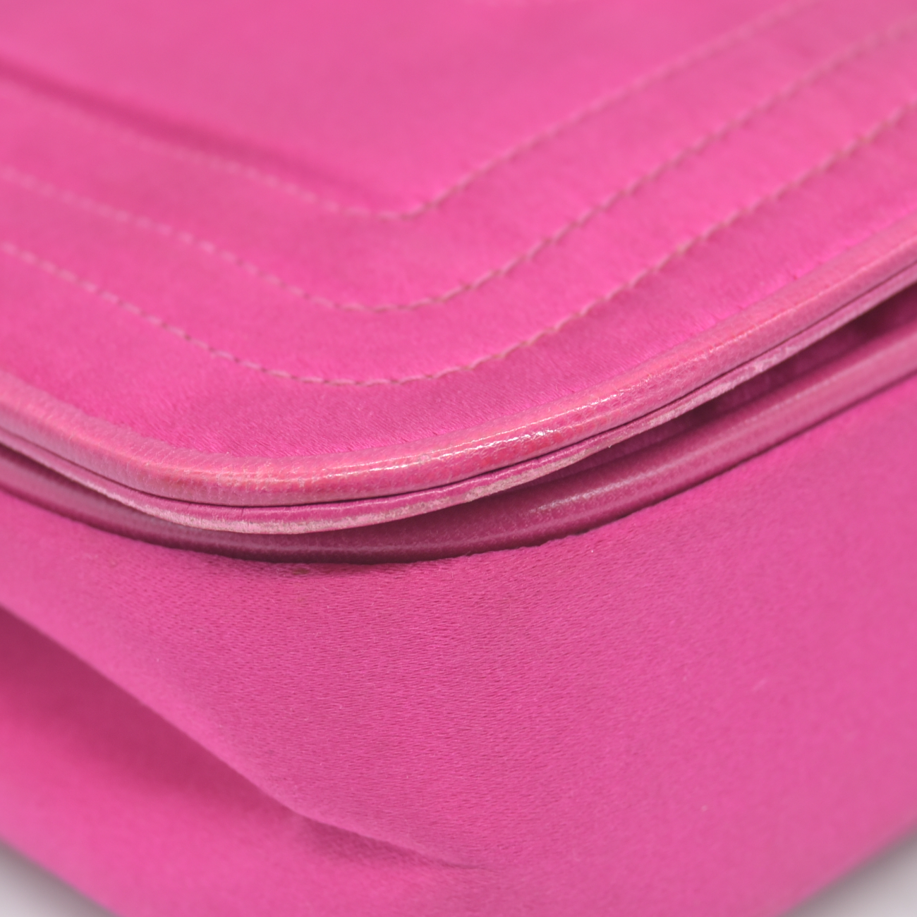 $3500 1986-1988 Chanel Vintage Coco Mark Satin Chain Shoulder Bag Pink