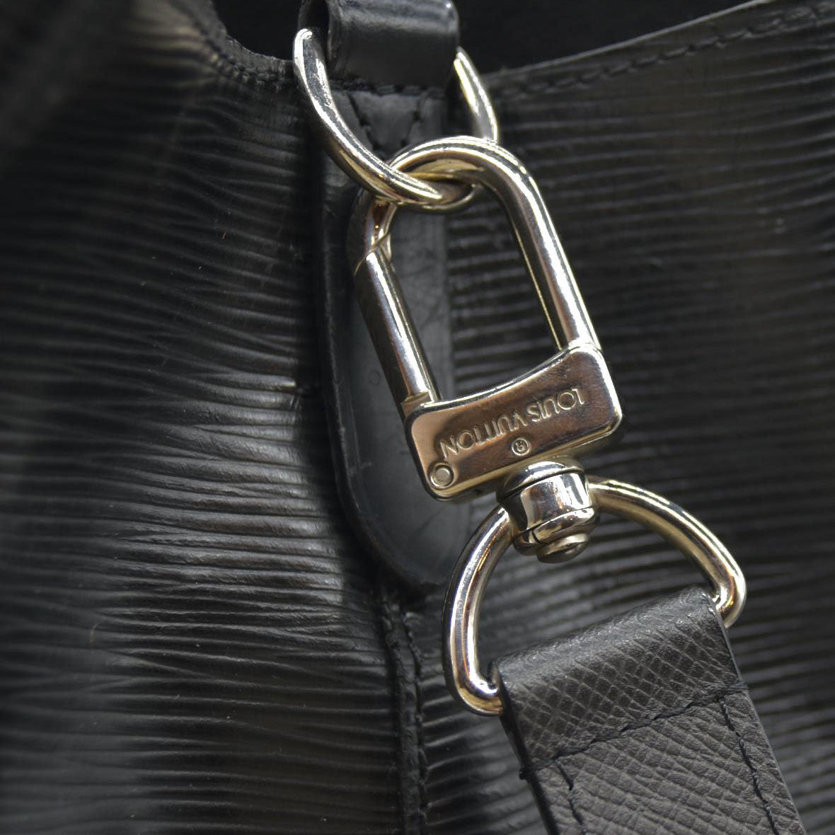 Louis Vuitton Epi Neonoe Black SR0168