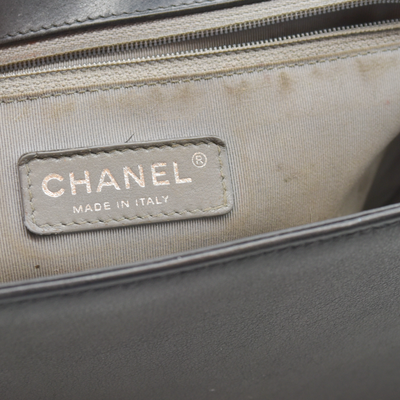 Chanel Calfskin Quilted Medium Boy Flap Black