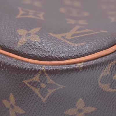 $1670 Louis Vuitton Monogram Trouville CONSIGNMENT