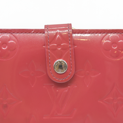 $935 LOUIS VUITTON Monogram Vernis Porte Monnaie Billets Viennois wallet