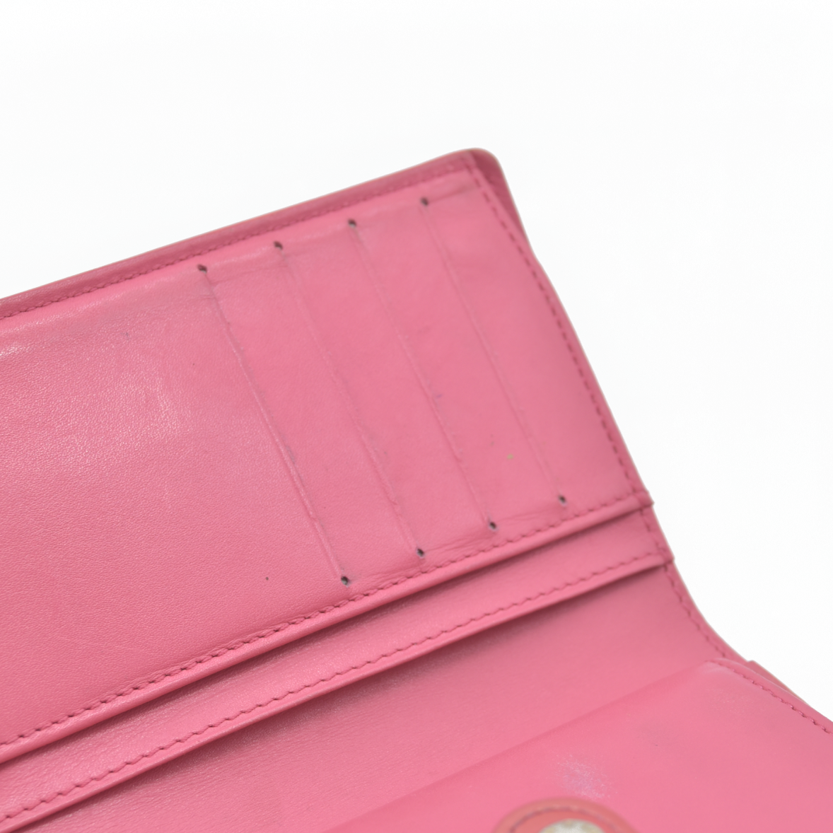 $935 LOUIS VUITTON Monogram Vernis Porte Monnaie Billets Viennois wallet