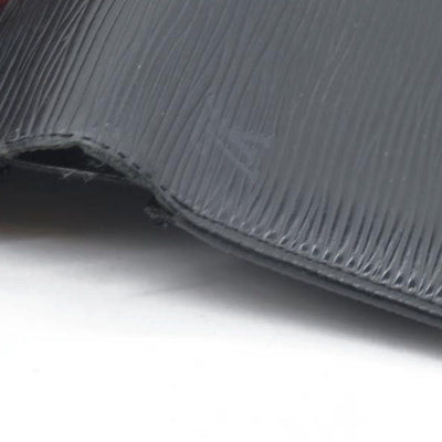 $905 LOUIS VUITTON Epi Porte Monnaie Billets Viennois Wallet