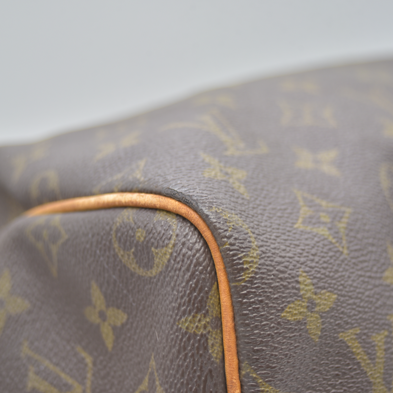 $1550 1982 Louis Vuitton Monogram Speedy 30 822