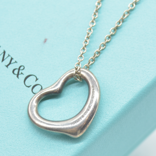 $625 Tiffany & Co. Elsa Peretti 16 mm Open Heart Pendant Sterling Silver Medium 925