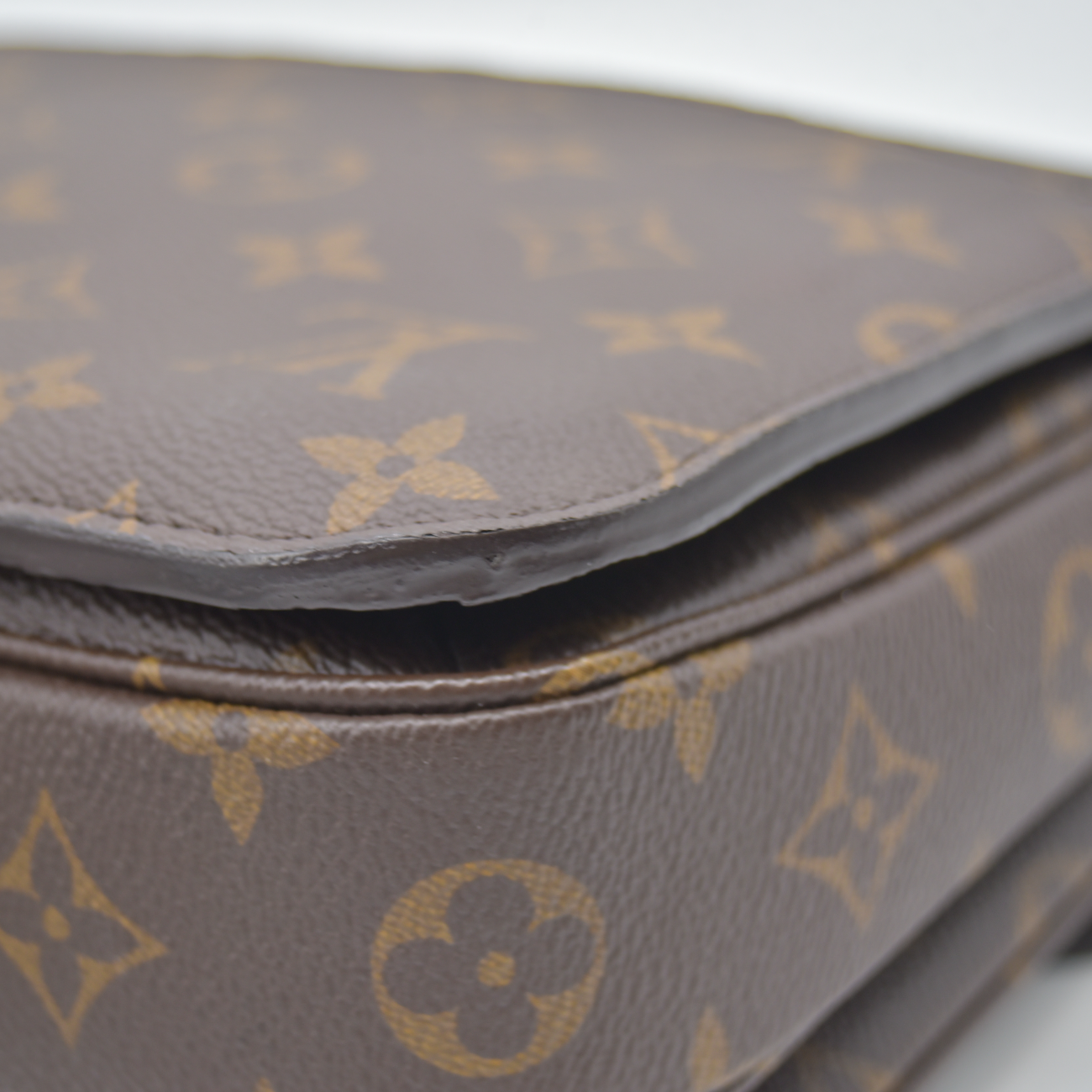 $2840 2020 Louis Vuitton Monogram Pochette Metis GI1290