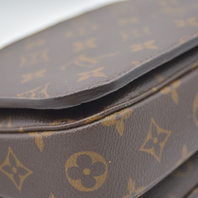 $2840 2020 Louis Vuitton Monogram Pochette Metis GI1290