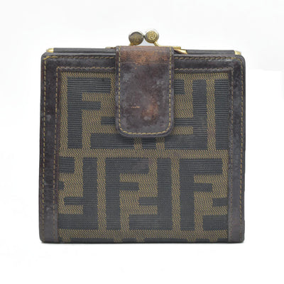 $395 Fendi Vintage Kiss Lock French Wallet