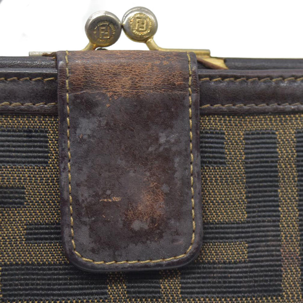 $395 Fendi Vintage Kiss Lock French Wallet