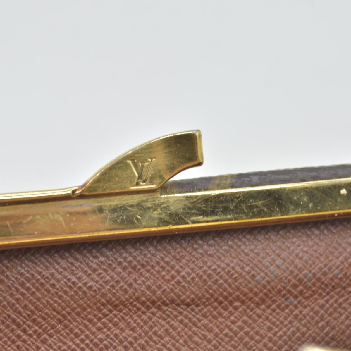 $750 2006 Louis Vuitton Monogram French Purse Wallet   CA0026