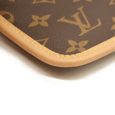 LOUIS VUITTON  Monogram CarryAll MM with pouch