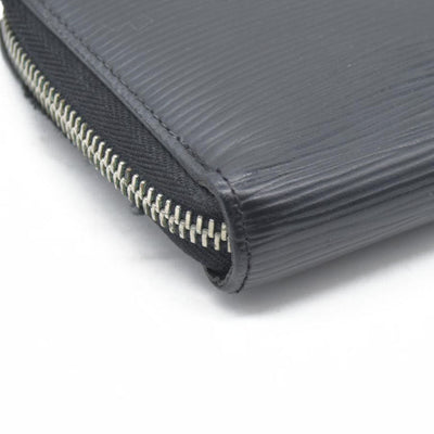 $965 Louis Vuitton 2018 Epi Leather Zippy Wallet