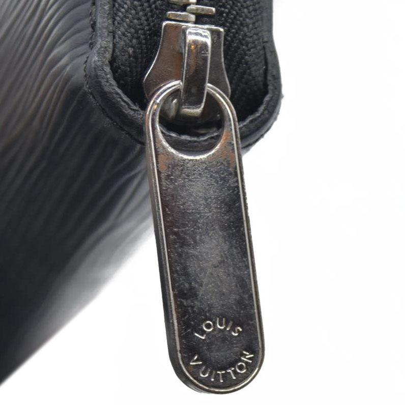 $965 Louis Vuitton 2018 Epi Leather Zippy Wallet