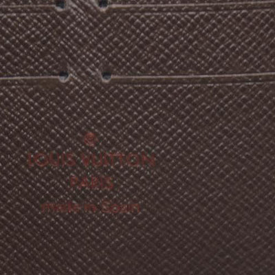 $865 Louis Vuitton  Damier Ebene Zippy Wallet CA3163