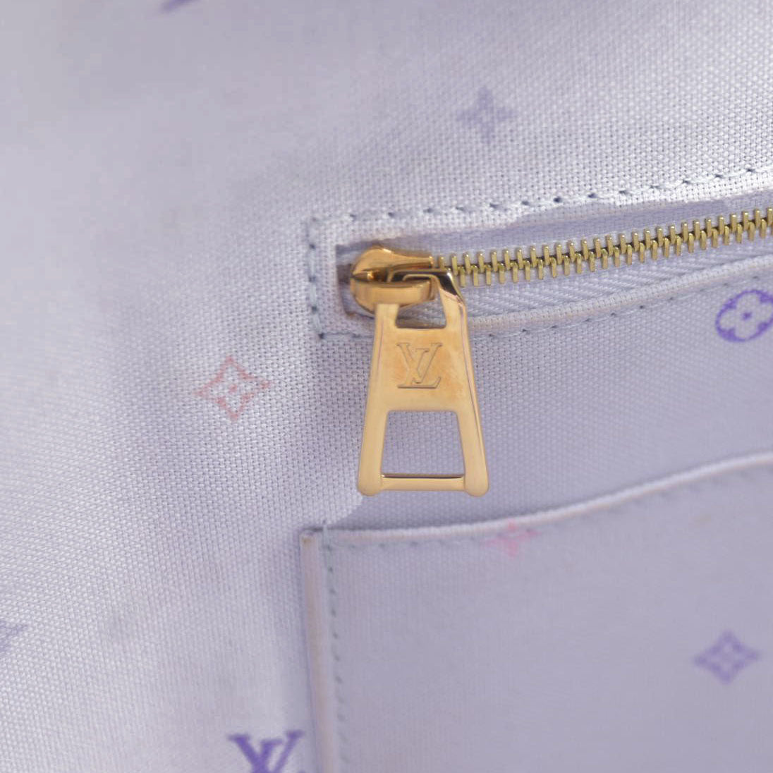 Louis Vuitton Monogram Sunrise pastel OnTheGo GM