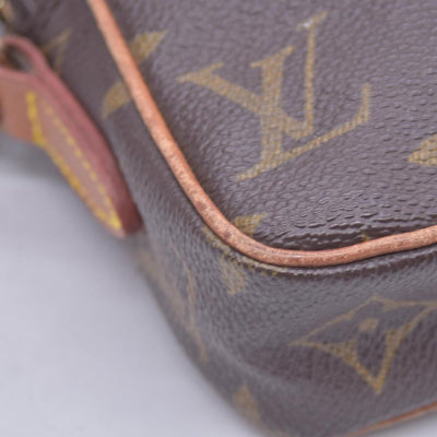 $1210 Louis Vuitton Monogram Danube 15 CONSIGNMENT 10021001