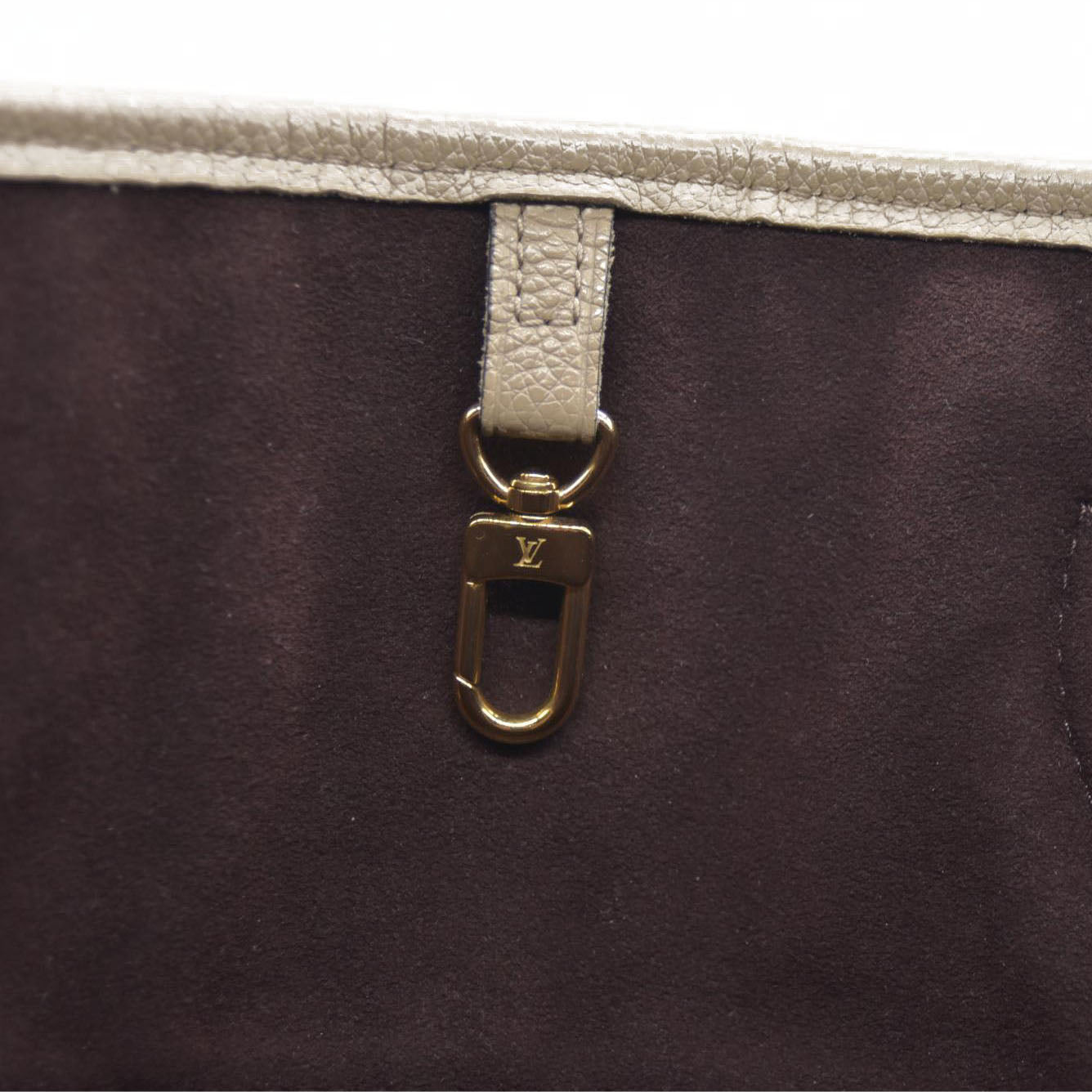 Louis Vuitton  Empreinte Monogram Giant Neverfull MM Tourterelle