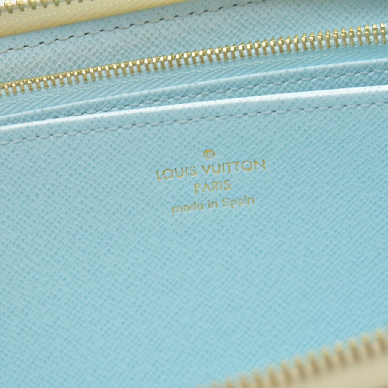 $1120 Louis Vuitton RFID Monogram Giant By The Pool Zippy Wallet Blue CONSIGNMENT