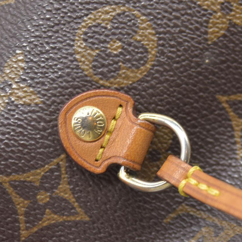 $2170 Louis Vuitton  Monogram Neo Neverfull MM Fuchsia AR5105