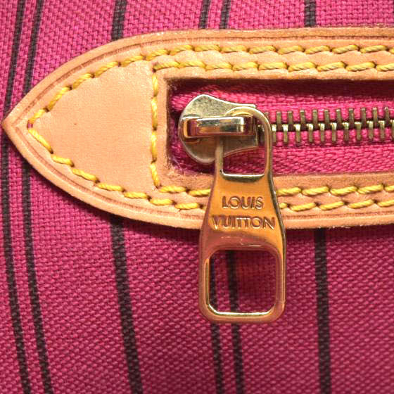 Louis Vuitton 2015 Monogram Pivoine Delightful MM