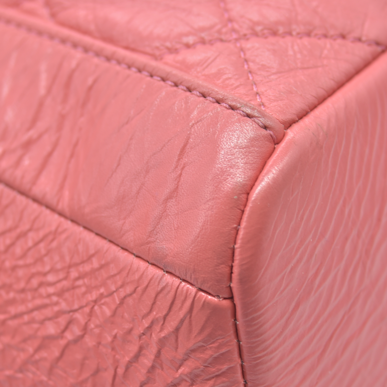 $4500 Chanel Pink CC Chain Drawstring Bucket Bag Leather