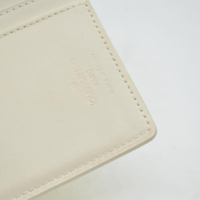 $935 2005 Louis Vuitton Monogram Vernis French Purse Wallet Beige MI0045